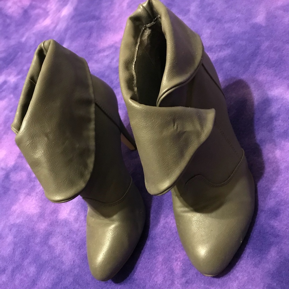 Gray booties - Picture 4 of 5
